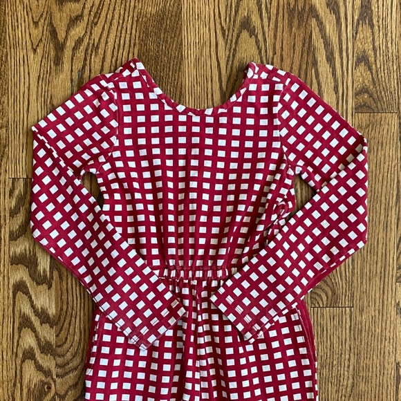 Red and white check long sleeved Hanna Andersson jumpsuit, size 6-7, great cond - Picture 2 of 11